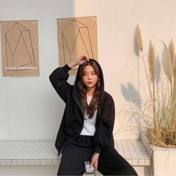 Hooded Zip-Up Jacket - Picture 6 of 9